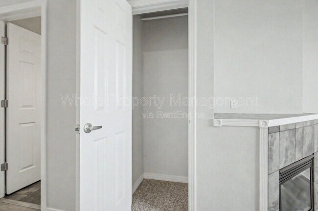 Foto del edificio - 9558 Pearl Cir