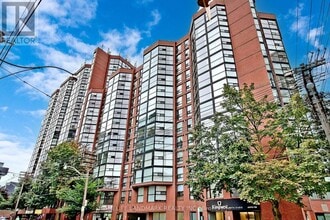 Building Photo - 705 King St W