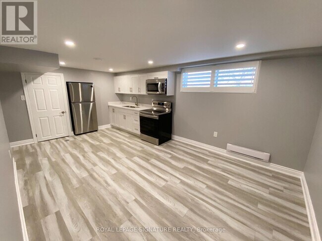 Photo du bâtiment - 6 Bonacres Ave