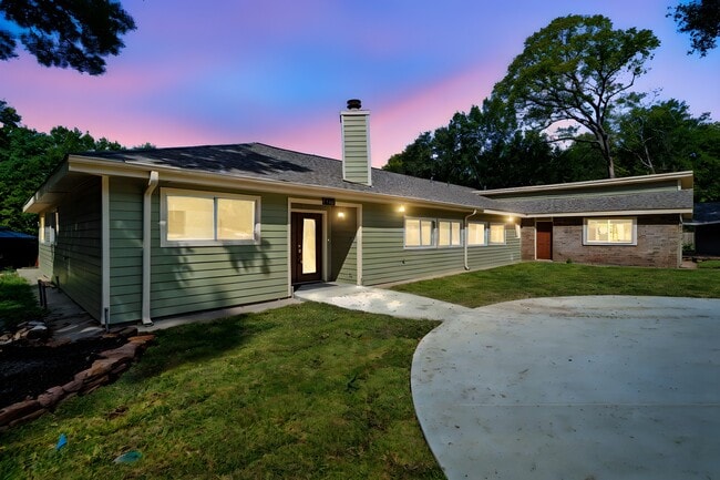Building Photo - 1506 Shady Glen Dr