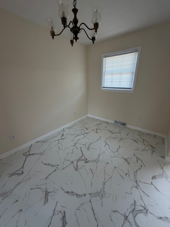 Building Photo - 104 Purcell Dr