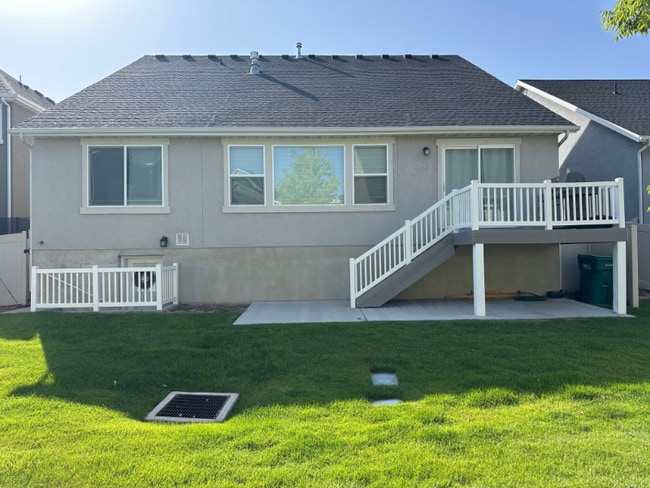 Building Photo - 873 S 2150 W