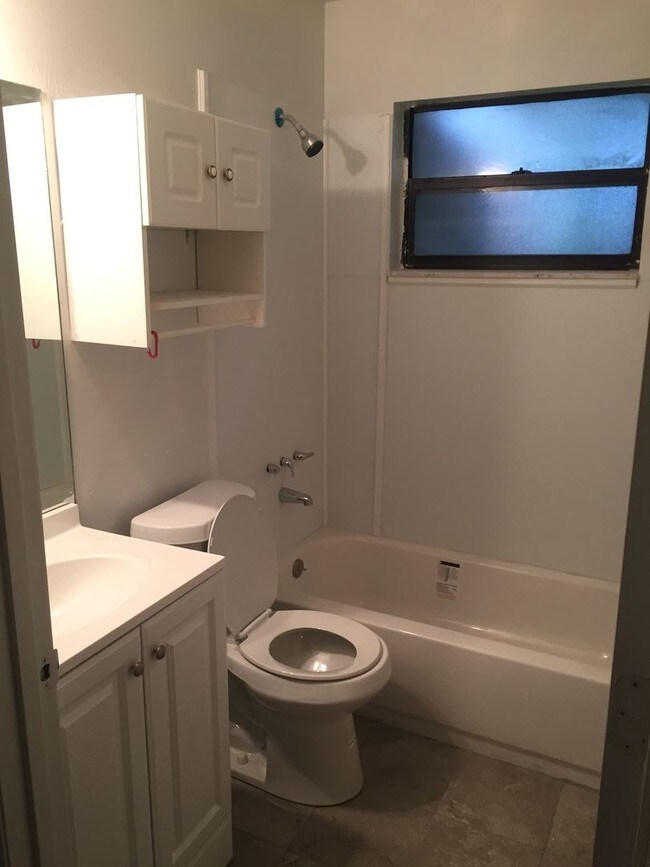 Foto del edificio - 3 br, 2 bath House - 1522 MELROSE ST