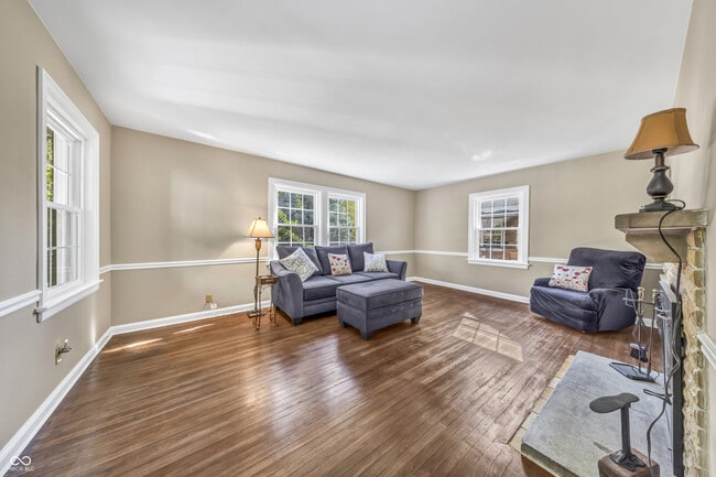 Building Photo - 850 N Butler Ave