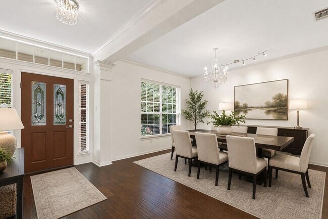 Foto del edificio - 10329 Kilmarnock Dr
