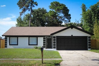 Building Photo - 2958 Bermuda Ave S