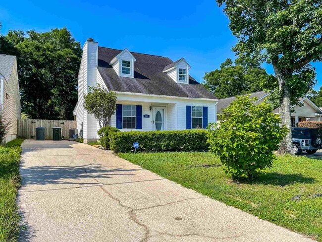 Foto del edificio - 7045 Weatherwood Dr