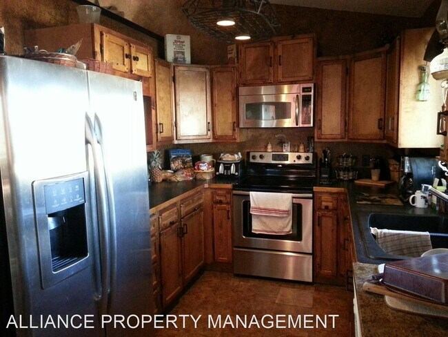 Building Photo - 4 br, 2 bath House - 7776 Leverich