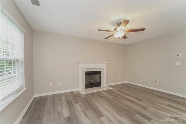 Building Photo - 11144 Amber Glen Dr