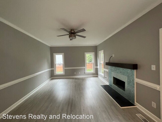 Building Photo - 4 br, 2.5 bath House - 5717 Raddington Street