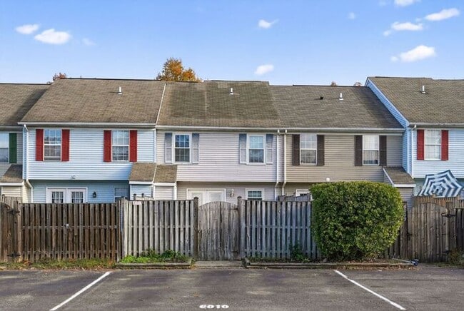 Photo - 6010 Sirenia Pl House