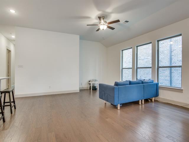 Foto del edificio - 12851 Shepherds Hill Ln