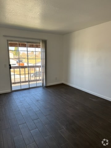 Building Photo - 38572 10th Pl E