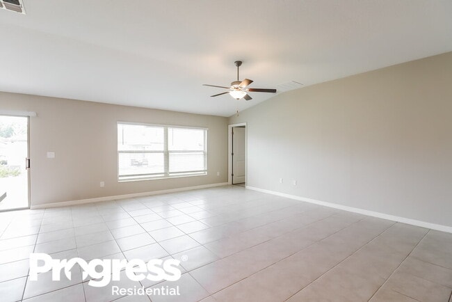 Building Photo - 1533 Blue Rose Dr