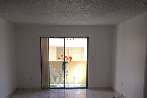 Foto principal - 1334 Collins Ave