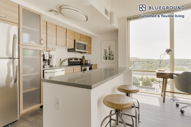 Foto del edificio - 8421 Broad St