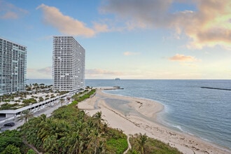 Building Photo - 2100 S Ocean Dr