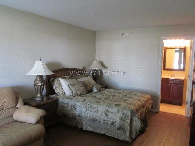 Foto del edificio - 7150 N Tamiami Trail