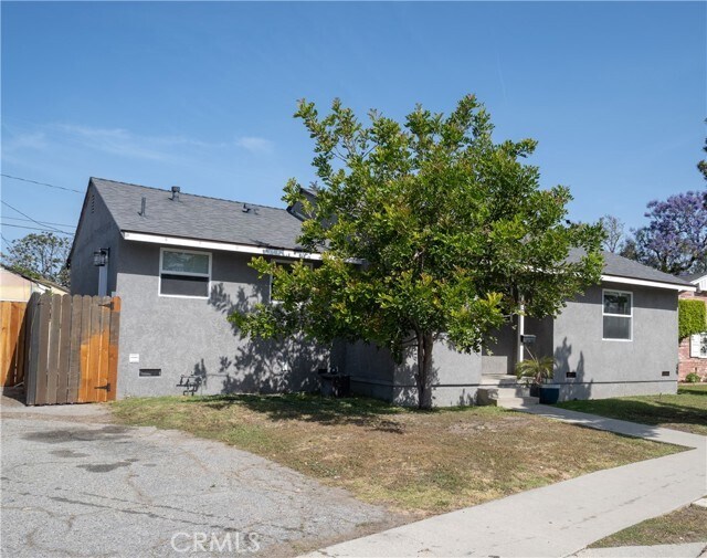 Building Photo - 11205 Woolford St