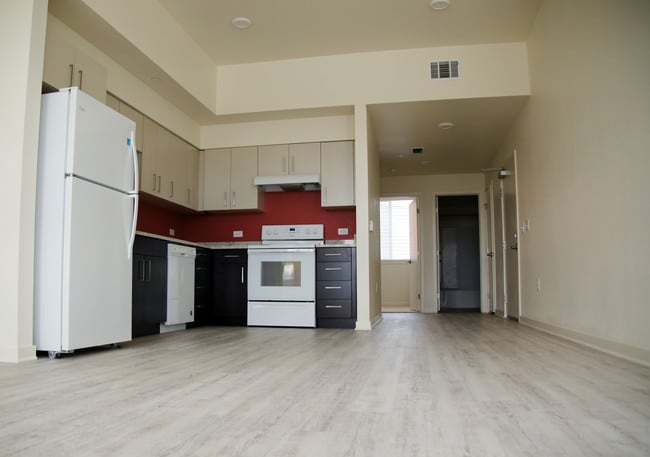 Building Photo - Kestrel Mixed Age Community