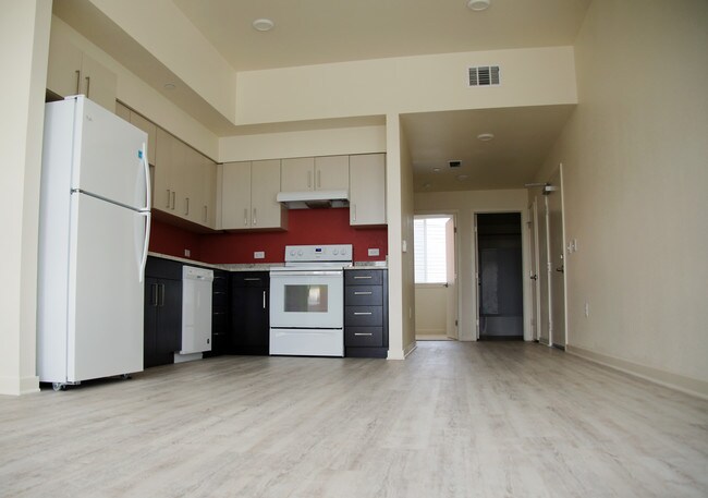 Foto del edificio - Kestrel Mixed Age Community