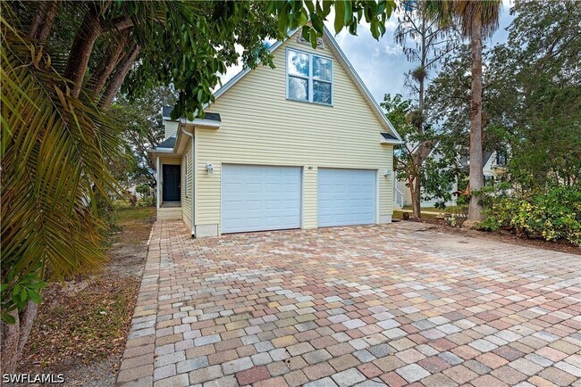 Foto del edificio - 481 Leawood Cir