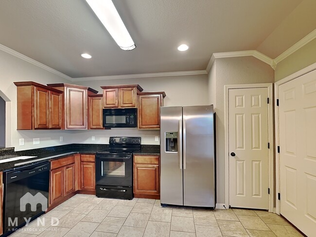 Building Photo - 113 Earnhardt Cir