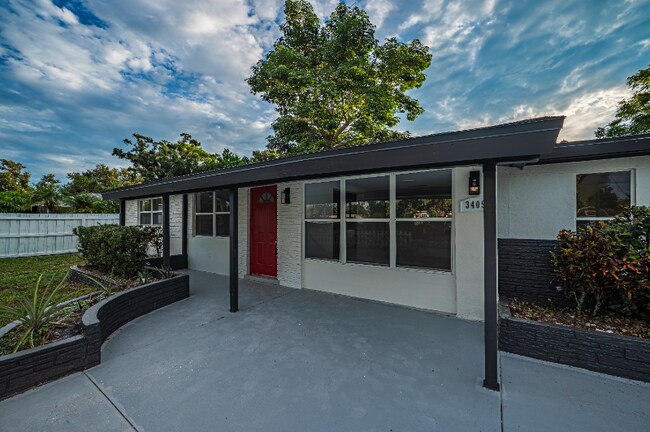 Foto del edificio - 3409 Corey Rd