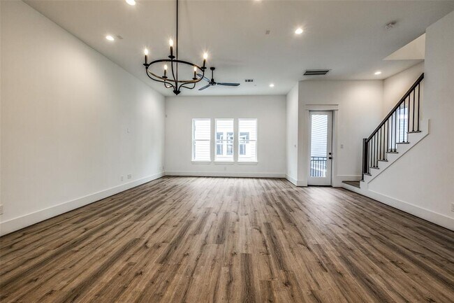 Foto del edificio - 948 Fisher St