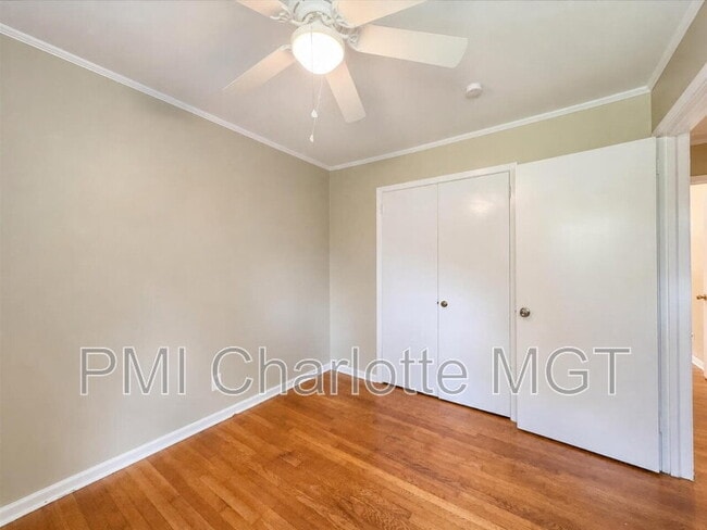 Building Photo - 1733 Academy St