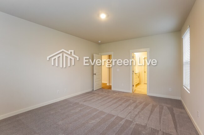 Building Photo - 856 Bur Oak Ct