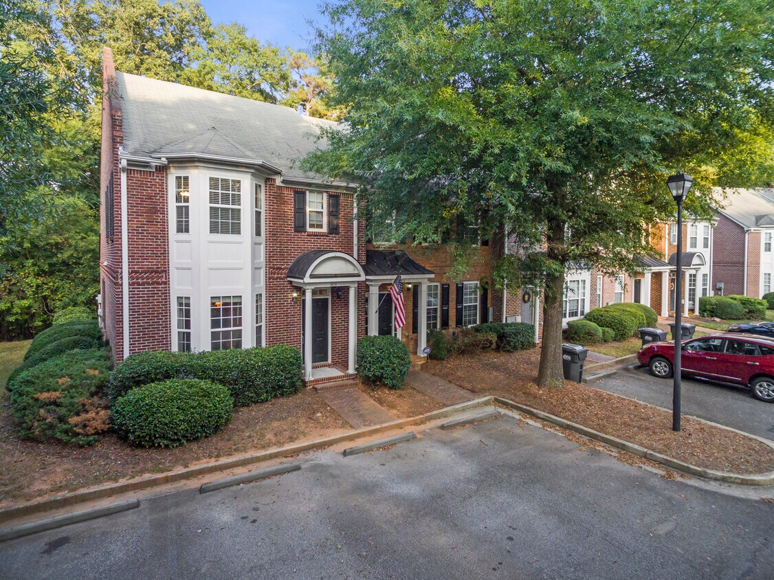 3851 Guilderoy Ln, Austell, GA 30106 Townhome Rentals in Austell GA
