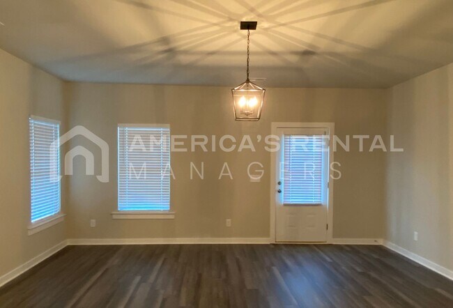 Building Photo - Home for Rent in Clanton, AL!!! Available ...