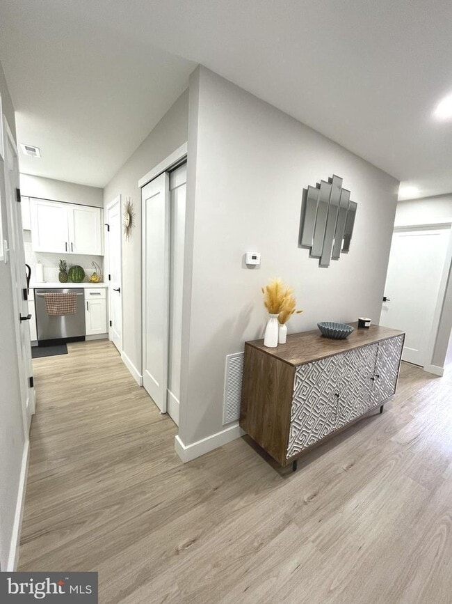 Building Photo - 402 A Mulberry Cove-402