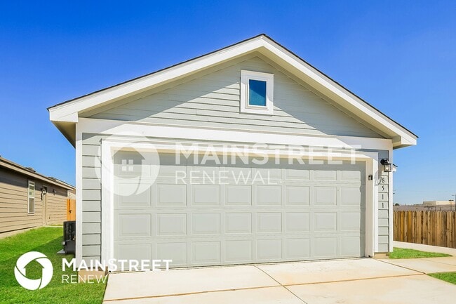 Building Photo - 8511 Bunting Pl