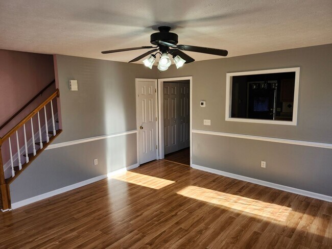 Foto del edificio - For Rent: Harrisonburg 3 BR, 2.5 Bath Townhouse