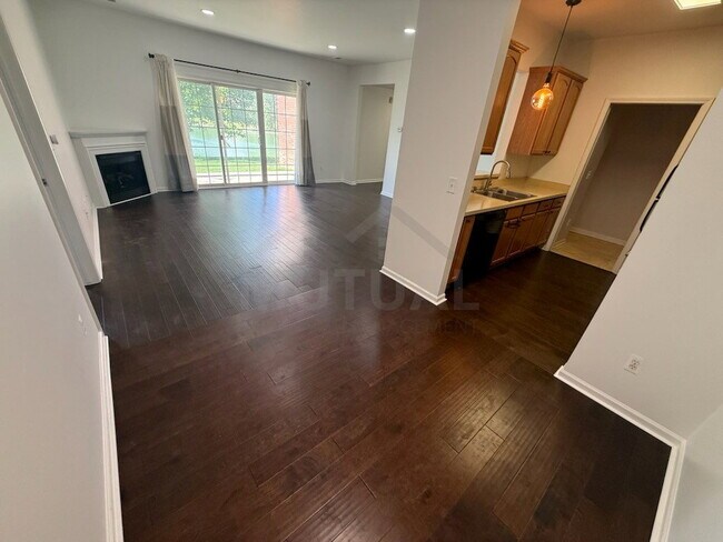 Foto del edificio - 48449 Manor Bridge Dr
