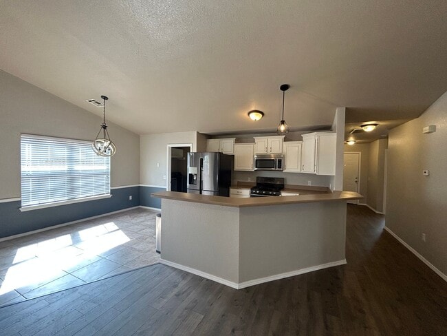 Building Photo - Cute home in Owasso Schools