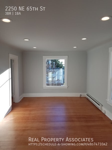 Foto del edificio - Amazing 3 bedroom 1 bathroom apartment in ...