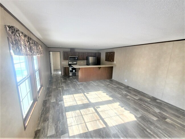 Building Photo - 3660 S Lapeer Rd