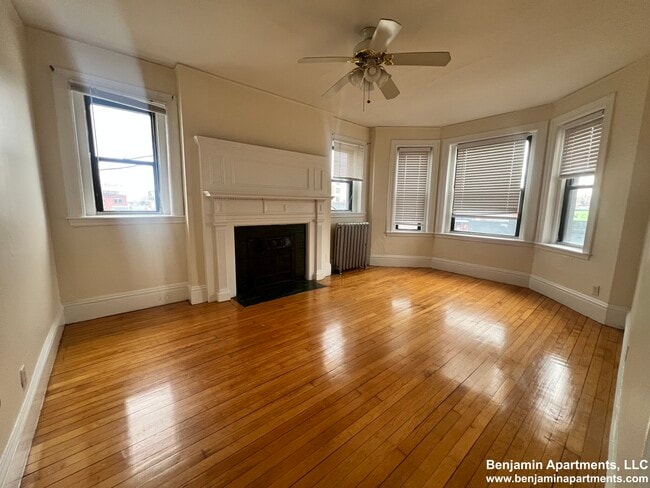 Foto del edificio - 433 Cambridge St