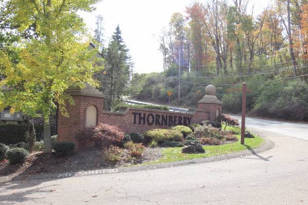 Building Photo - 501 Thorncliffe Dr