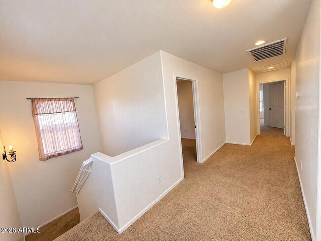 Building Photo - 8014 W Brill St