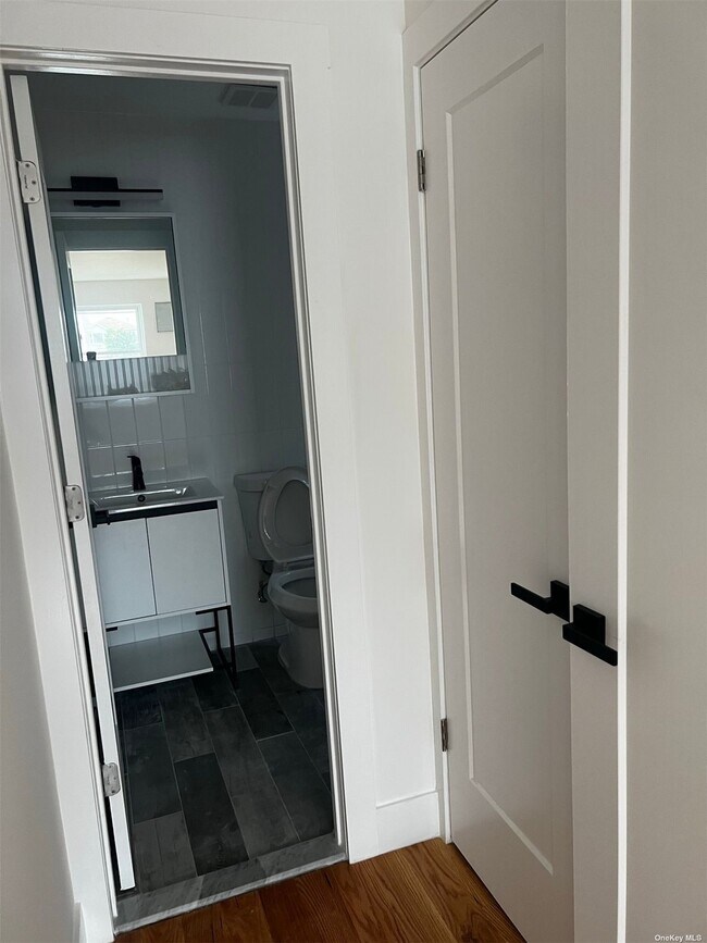 Building Photo - 6-28 Beach 68th St