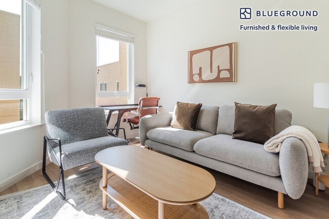 Building Photo - 100 Callan Ave