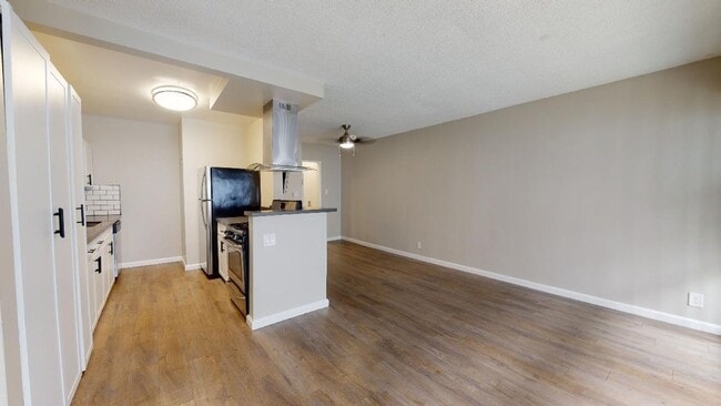 Interior Photo - The DLP Hollywood