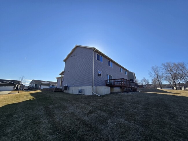 Building Photo - 4104 Mourning Dove Dr