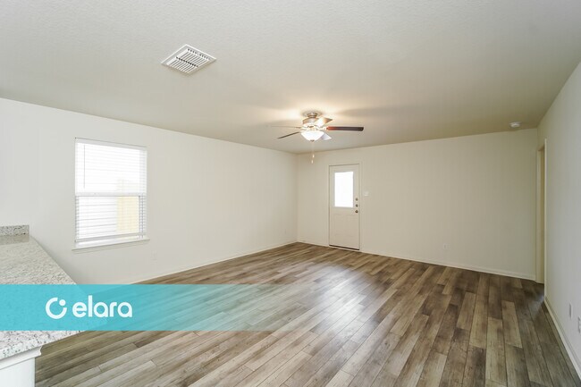 Building Photo - 2822 CITRON GDN