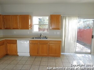 Building Photo - 9231 Foxgrove Way