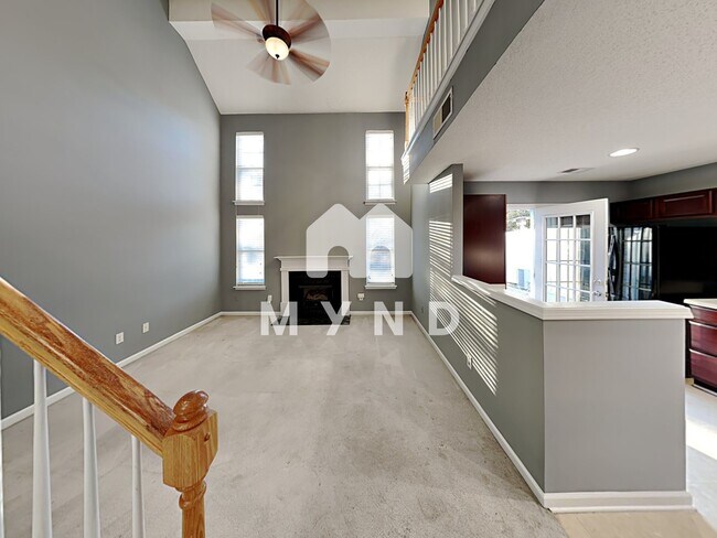 Building Photo - 16724 Timber Crossing Rd #2025